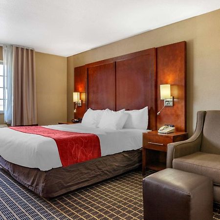 Comfort Suites Delavan - Lake Geneva Area Exterior foto